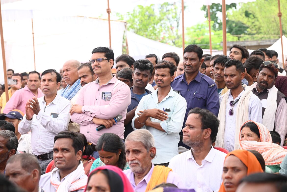 हम आपके सेवक है और आप अपनी समस्याओं को जरूर बताएं:मुख्यमंत्री