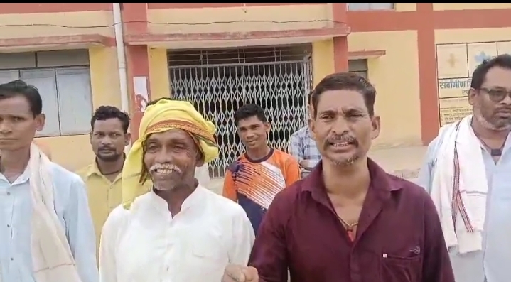 वर्षों बाद  युक्तियुक्तकरण से  मिले गणित और  विज्ञान के  व्याख्याता