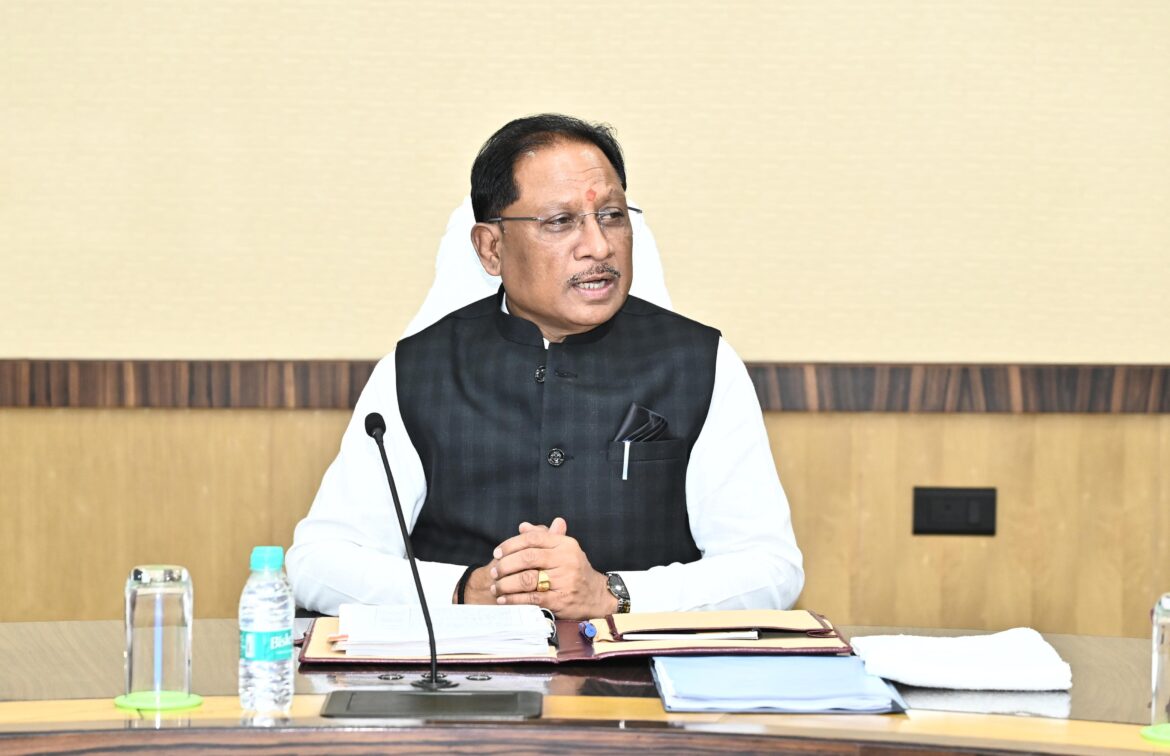 मुख्यमंत्री श्री विष्णु देव साय की अध्यक्षता में मंत्रालय, महानदी भवन में कैबिनेट की बैठक शुरू