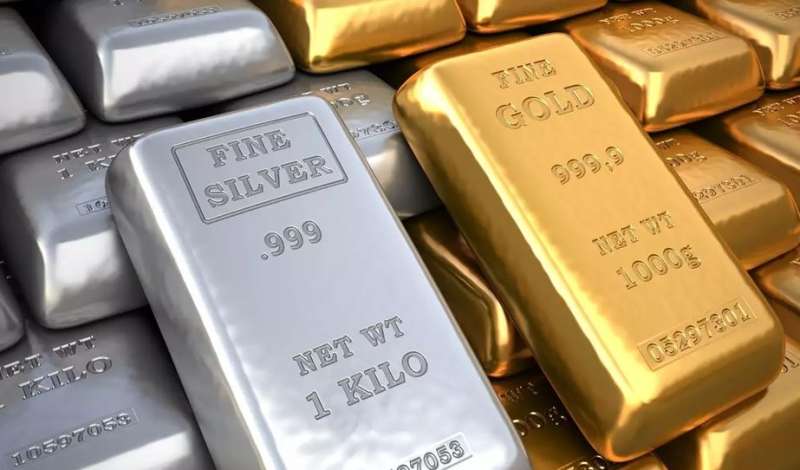 चांदी की कीमतों में भूकंप—₹4,000 बढ़त, सोने की ओर भी निवेशकों की नजर