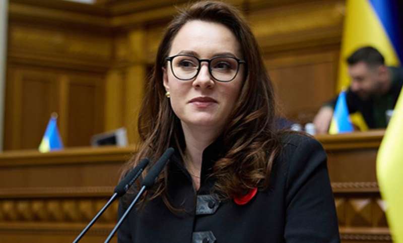 यूक्रेन की अर्थव्यवस्था जंग में घायल, प्रधानमंत्री ने IMF से मांगी अतिरिक्त राशि