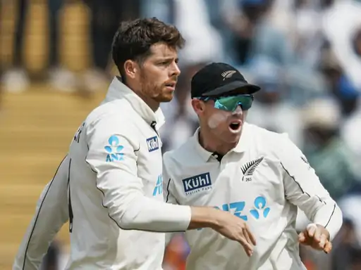 जिम्बाब्वे के खिलाफ टेस्ट सीरीज के लिए मिचेल सैंटनर न्यूजीलैंड की कप्तानी करेंगे। टॉम लैथम इंजरी के कारण पहला मुकाबला नहीं खेल सकेंगे