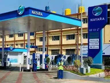 भारत की निजी रिफाइनरी नायरा एनर्जी को माइक्रोसॉफ्ट ने IT सर्विसेज देना बंद कर दिया