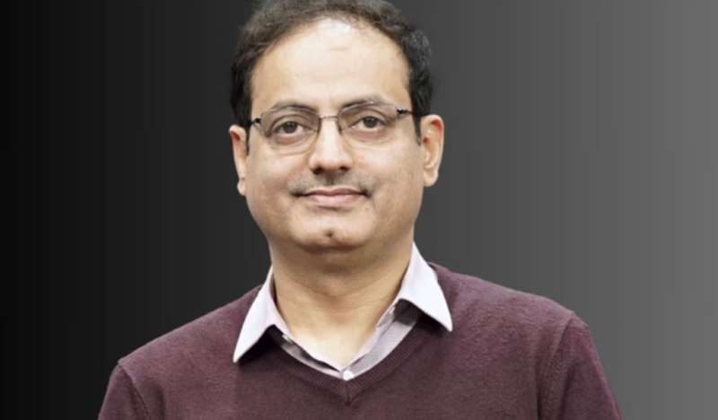 मानहानि मामले में कोर्ट सख्त, विकास दिव्यकीर्ति को मिली अदालत से चेतावनी