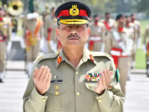 अमेरिका दौरे पर पहुंचे पाकिस्तानी आर्मी चीफ आसिम मुनीर ने एक बार फिर से कश्मीर को पाकिस्तान के ‘गले की नस’ बताया