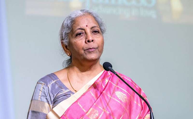 प्रवर समिति की सिफारिशों संग नया आयकर बिल लोकसभा में पेश