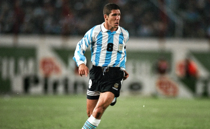 फुटबॉल कोचिंग से अरबों की कमाई, 1236 करोड़ नेट वर्थ ने चौंकाया