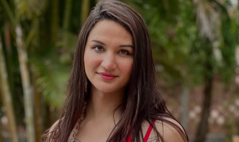 MA पास करने की अनाया बांगर की कहानी वायरल, जानें क्या है राज़