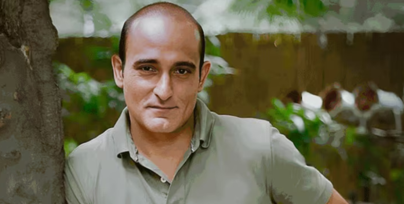 यूजर्स का रिएक्शन: अक्षय खन्ना के डायलॉग्स और स्टाइल में दिखा बिग बी का जलवा