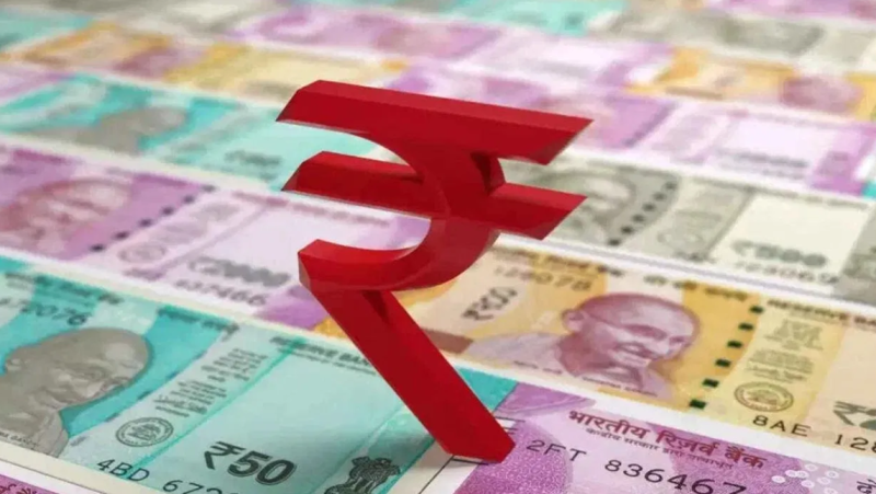 अमेरिका से राहत भरी खबर, रुपए ने दिखाई जबरदस्त तेजी, डॉलर पर दबाव