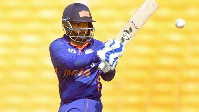 पहले मैच की शुरुआत में झटका, 2 ओवर में 5 खिलाड़ियों का स्कोर शून्य, दर्शक हुए हैरान