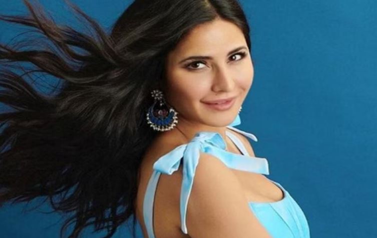 कटरीना का नया अवतार! प्रेग्नेंसी के बाद पहली पब्लिक अपीयरेंस में दिखीं गॉर्जियस