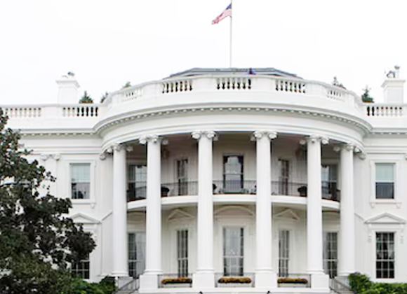 ट्रंप का एच-1बी वीजा पर संतुलित नजरिया: अमेरिकी नौकरियों को दे रहे प्राथमिकता