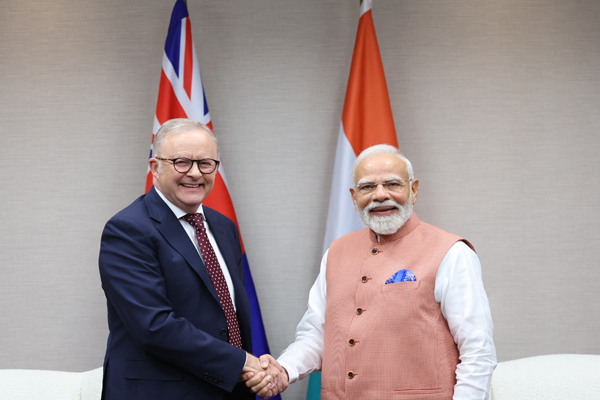 प्रधानमंत्री नरेंद्र मोदी ने जोहान्सबर्ग में ऑस्ट्रेलिया के प्रधानमंत्री एंथनी अल्बनीज से मुलाकात की