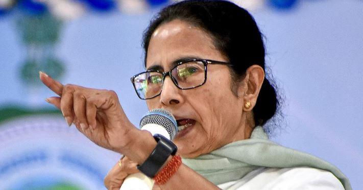 ममता का हमला: भाजपा नोटों के दम पर चुनाव जीतना चाहती है, वोटों के नहीं