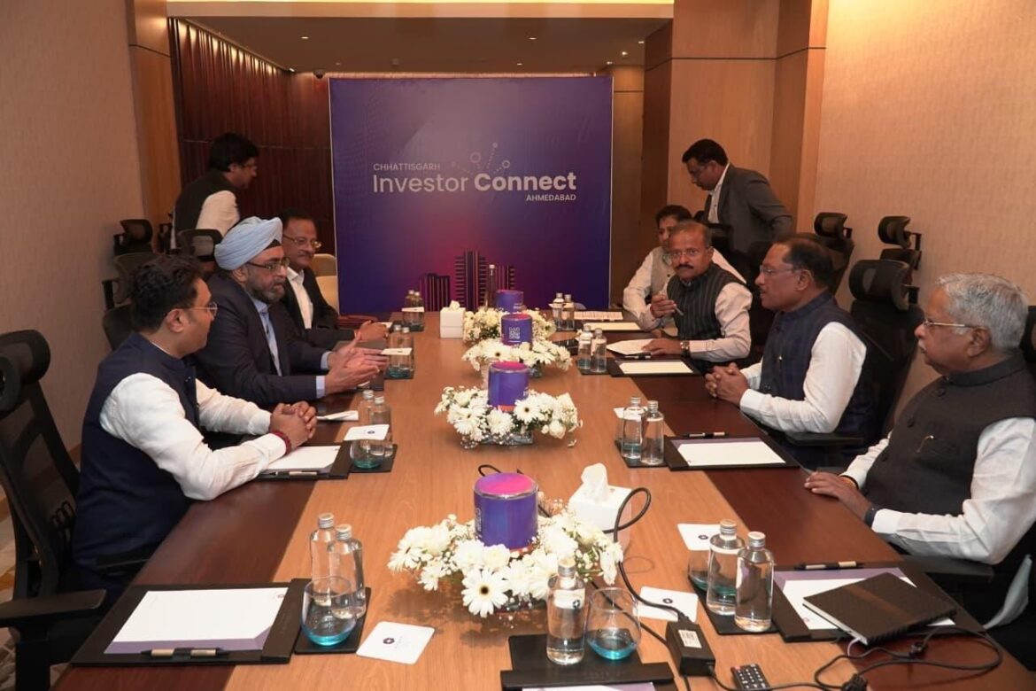 अहमदाबाद के टेक्सटाइल एसोसिएशन समूह ने मुख्यमंत्री विष्णुदेव साय से की मुलाकात