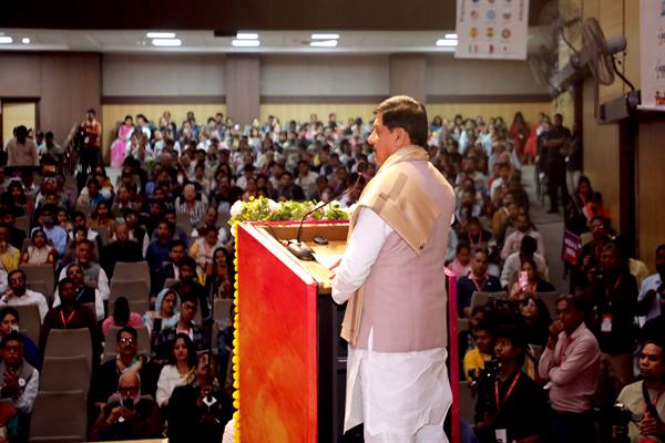 भाषा और संस्कृति एक-दूसरे के हैं पूरक : मुख्यमंत्री डॉ. यादव