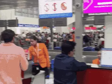 दिल्ली के इंदिरा गांधी इंटरनेशनल एयरपोर्ट पर उड़ानों में आई अचानक गड़बड़ी की उच्च स्तरीय जांच कराई जा रही