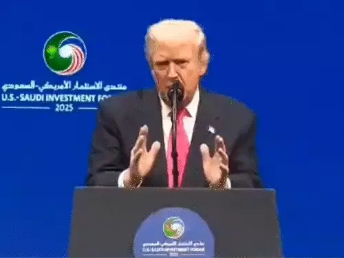 अमेरिकी राष्ट्रपति डोनाल्ड ट्रम्प ने दावा किया है कि उन्होंने 350% टैरिफ लगाने की धमकी देकर भारत-पाकिस्तान के बीच जंग रुकवाई थी