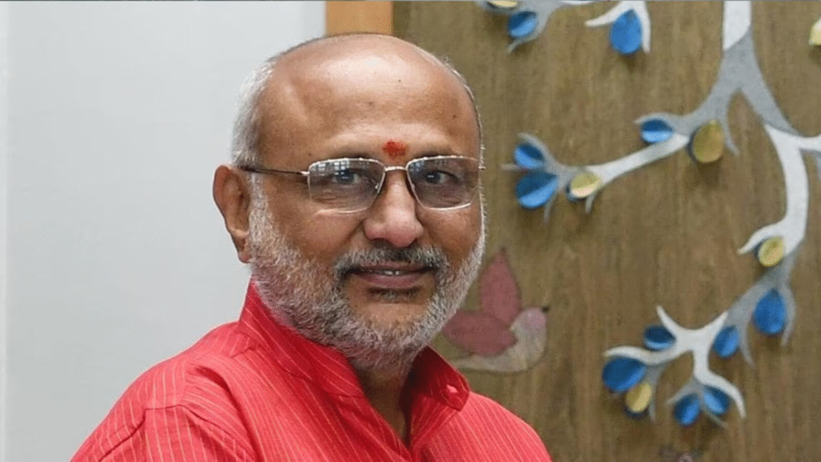 उपराष्ट्रपति  सी. पी. राधाकृष्णन ने महिलाओं के नेतृत्व वाले विकास और जमीनी स्तर पर लोकतंत्र के मॉडल के रूप में ‘लखपति दीदी’ पहल की सराहना की