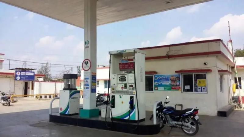 पेट्रोल-डीजल के दामों में बड़ा बदलाव, जानिए अपने शहर के नए रेट!