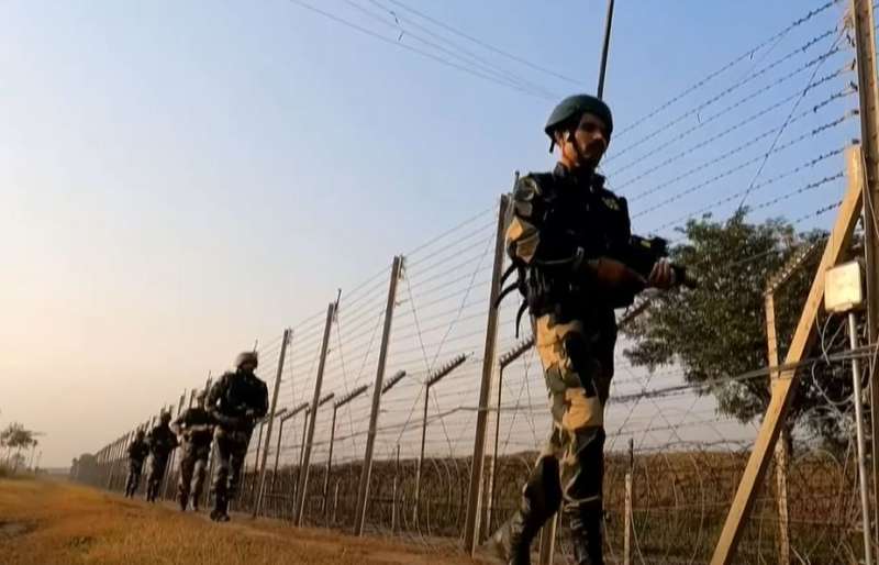 बांग्लादेश के दावों को बीएसएफ ने बताया, झूठा और मनगढ़ंत………हादी के हत्यारे भारतीय सीमा में नहीं आए