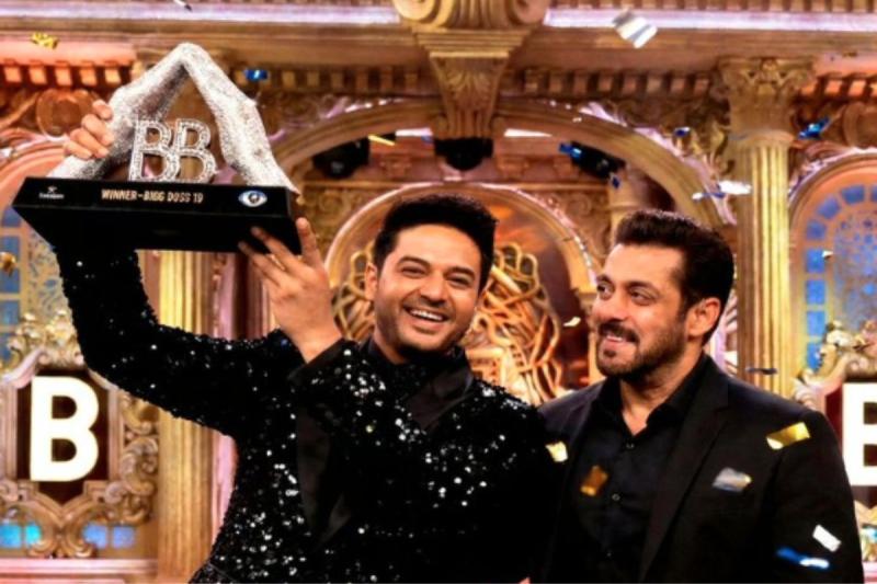 Bigg Boss 19 का खिताब गौरव खन्ना के नाम, जनता ने सोशल मीडिया पर जताई खुशी