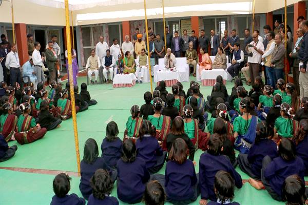 सिकल सेल मरीजों की नियमित जांच की जाए : राज्यपाल श्री पटेल