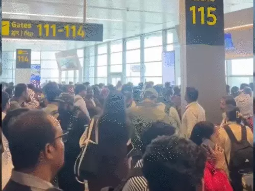 भारत की सबसे बड़ी एयरलाइन कंपनी इंडिगो एक बड़े परिचालन संकट से जूझ रही