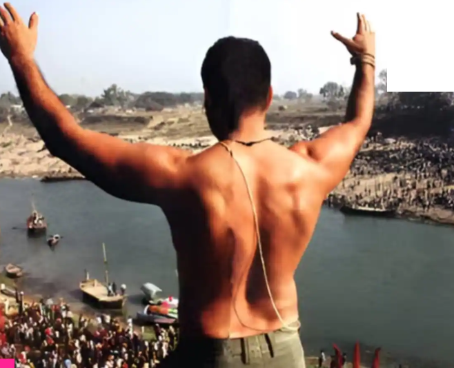 1300 करोड़ की प्रॉपर्टी और 4 साल में 10 फ्लॉप—बॉलीवुड का ये एक्टर कौन है?