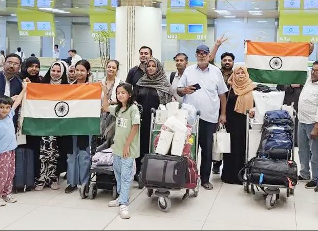 ईरान में फंसे भारतीय नागरिक सुरक्षित लौटे, भारत सरकार और दूतावास का जताया आभार