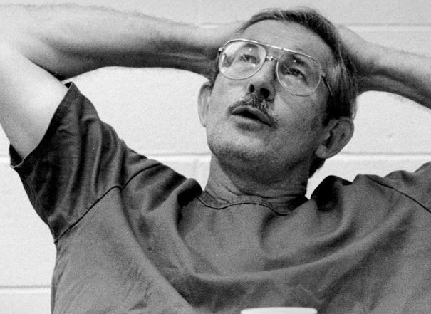 सोवियत संघ को खुफिया जानकारी बेचने वाला सीआईए का पूर्व एजेंट एल्ड्रिक एमेस जेल में मृत