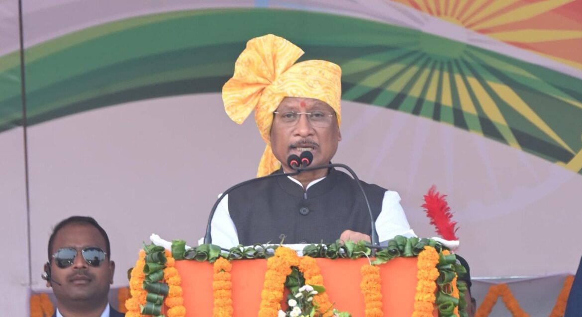 संविधान, लोकतंत्र और सुशासन के रास्ते विकसित छत्तीसगढ़ का निर्माण सरकार का संकल्प : मुख्यमंत्री श्री विष्णु देव साय