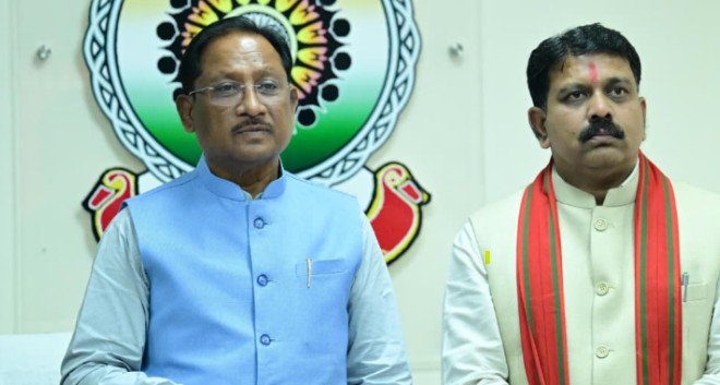 प्रदेश में शांति एवं सुरक्षा बनाए रखने में पुलिस के अदम्य साहस, शौर्य और बलिदान की अमिट पहचान बनेगा रजत जयंती पदक : मुख्यमंत्री श्री साय