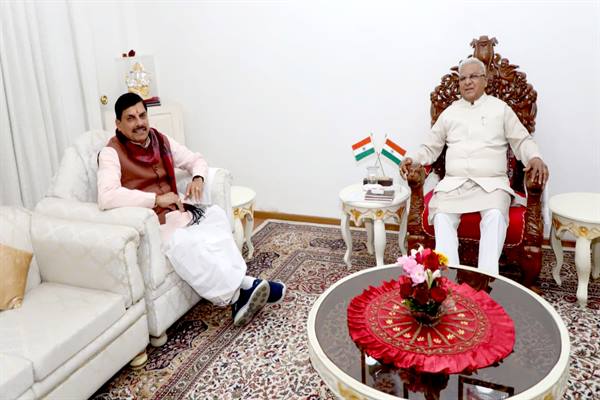 राज्यपाल श्री पटेल से मुख्यमंत्री डॉ. यादव ने की सौजन्य भेंट