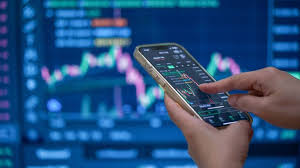 तेज़ गिरावट के बाद निवेशकों की दिलचस्पी बढ़ी