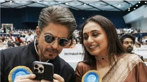 रानी मुखर्जी ने बताया शाहरुख खान के साथ नैशनल अवॉर्ड लेना क्यों था स्पेशल, बोलीं- आप ऐसे इंसान…