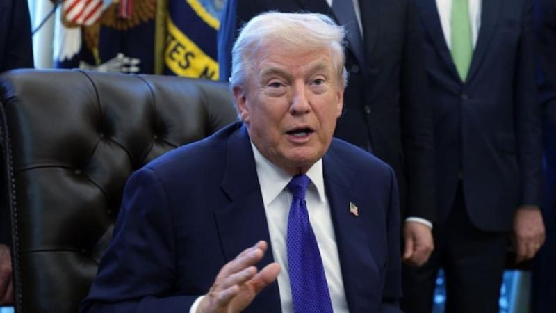 US Solar Panel Tariffs: सौर ऊर्जा क्षेत्र में 126 फीसदी टैरिफ वसूलेगा अमेरिका; ट्रंप के फैसले से किसे झटका?