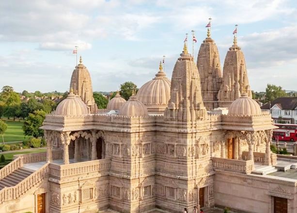 लंदन में इकलौते मंदिर को बचाने हिंदू समाज ने लगाई पीएम मोदी से गुहार