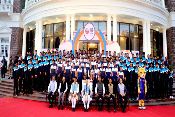 व्यक्तित्व निर्माण के साथ राष्ट्र प्रेम का भाव भी जगाते हैं खेल : राज्यपाल श्री पटेल