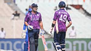 ITA vs SCO Live Score: स्कॉटलैंड ने इटली को दिया 208 रन का लक्ष्य, मुनसे शतक से चूके, मैकमुलेन की तूफानी पारी