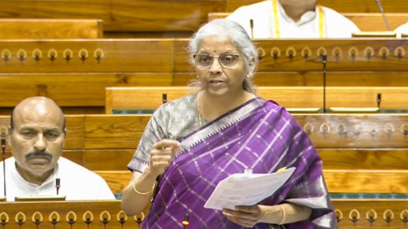 कॉरपोरेट कानूनों में बड़ा बदलाव, Nirmala Sitharaman लाएंगी नया बिल