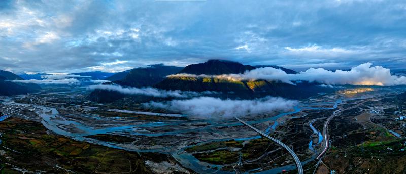 शीत्सांग की नई पहल, विकास और आधुनिकता की ओर बढ़ता कदम