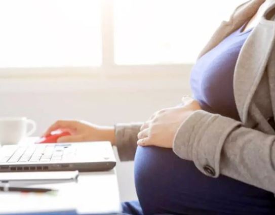 गर्भवती महिला कर्मचारी को वर्क फ्रॉम होम देने से कंपनी ने किया इनकार