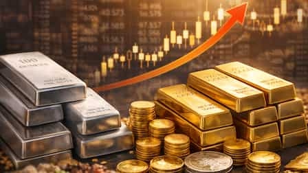 कीमती धातुओं में तेजी, निवेशकों की नजर फेड के फैसलों पर