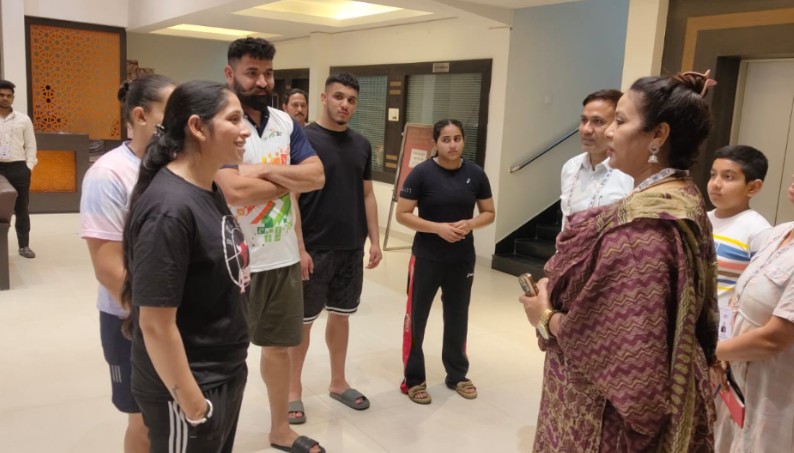 खेलों इंडिया ट्राइबल गेम्स 2026: संचालक श्रीमती तनुजा सलाम ने अम्बिकापुर में तैयारियों का लिया जायजा