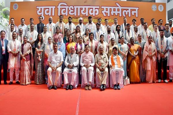 राजनीति में विनम्रता, मर्यादा और अनुशासन आवश्यक : मुख्यमंत्री डॉ. यादव