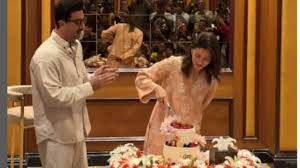 हांगकांग में सेलिब्रेट हुआ आलिया भट्ट का बर्थडे, रणबीर और बेटी के साथ स्पॉट हुईं