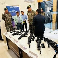 प्रहार’ LMG से बढ़ी सेना की ताकत, Adani Defence & Aerospace ने सौंपी पहली खेप