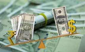 रुपये में जोरदार मजबूती, डॉलर के सामने 128 पैसे की बढ़त